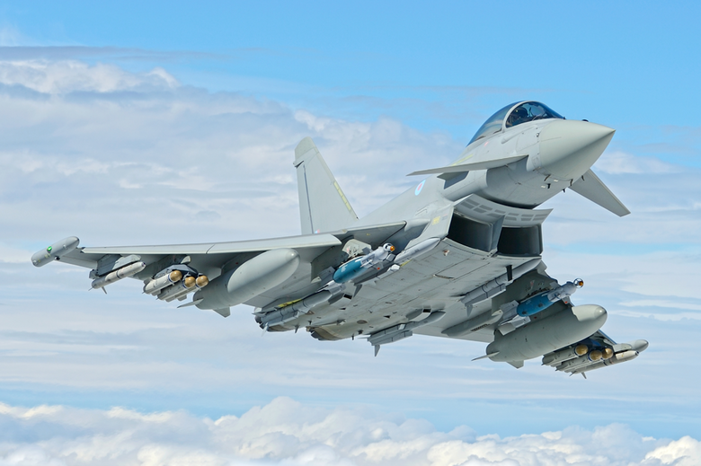 Typhoon FGR4 Savaş Uçağı